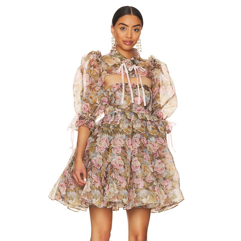 Selkie The Shrug Puff in Jardin De Fleurs dress